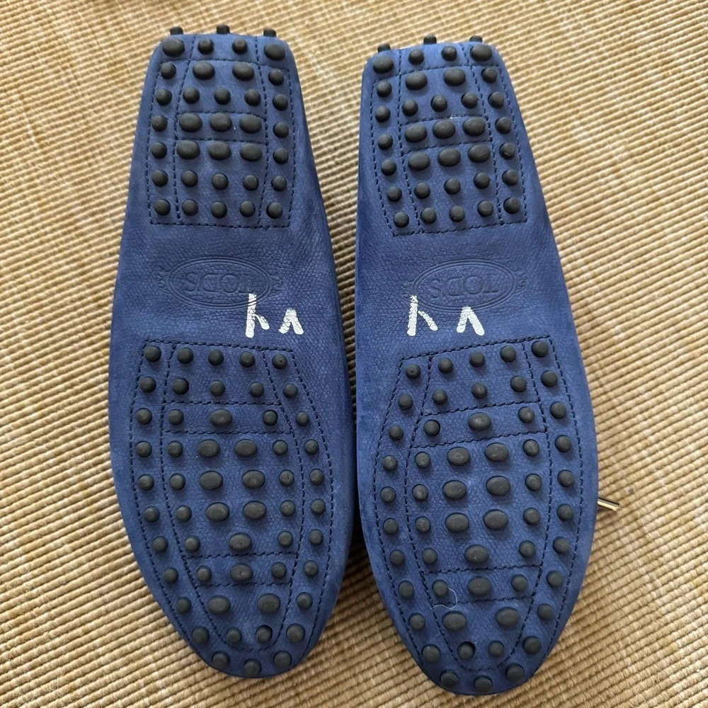 Tod's Blue Suede Loafers Classic Slip-On Style - Picture 2 of 7